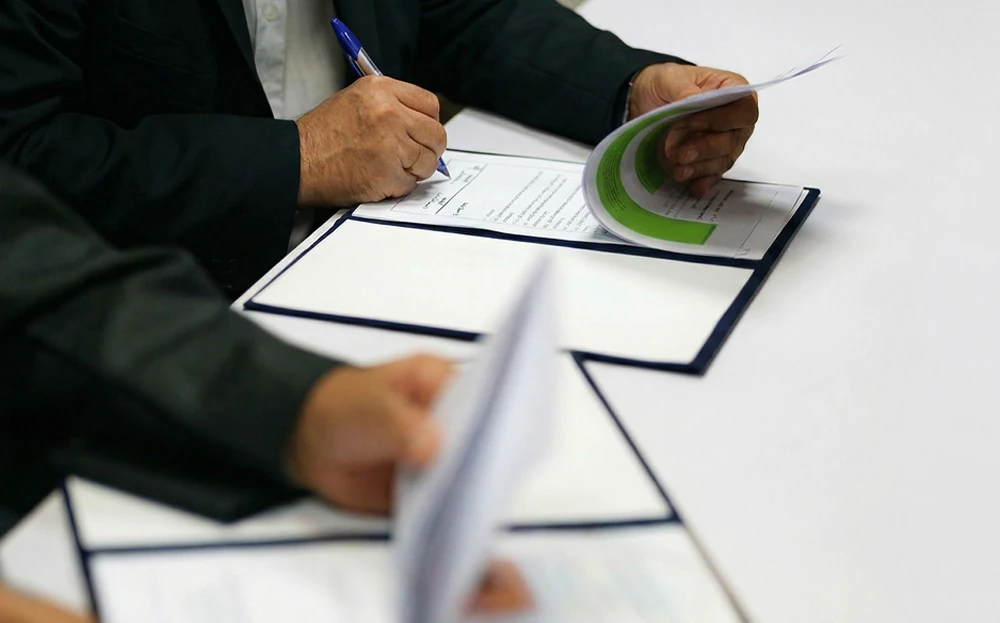 امضای تفاهم‌نامه همکاری میان دناژن تجهیز و دوراندیشان برای توسعه خط تولید کیت‌های ژنتیک؛ ورود سرمایه‌گذاری جدید برای گسترش توان تولید ملی